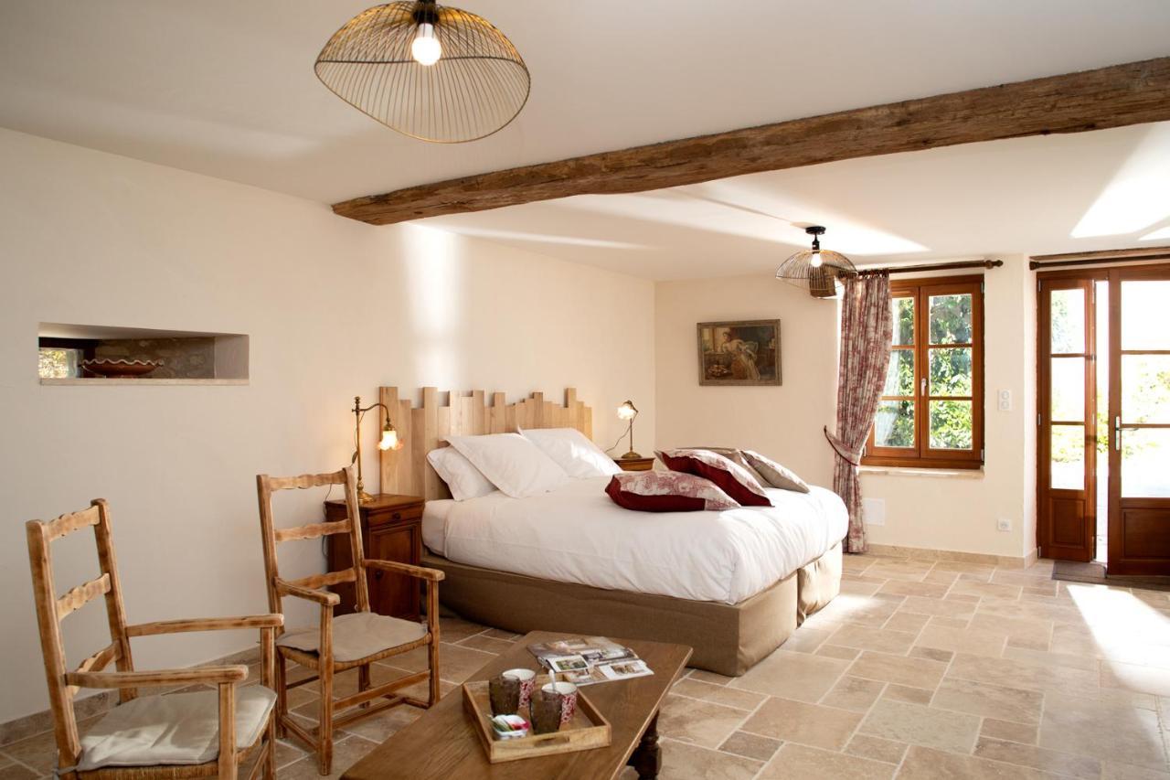 L'Hote Antique - Maison D'Hote- 4 Suites Avec Cuisine Pichanges المظهر الخارجي الصورة
