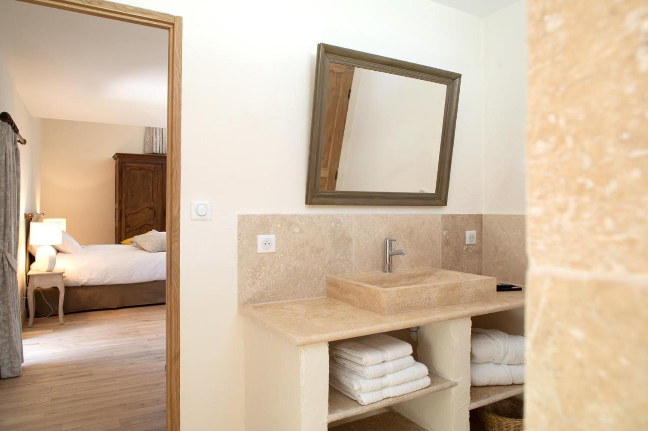 L'Hote Antique - Maison D'Hote- 4 Suites Avec Cuisine Pichanges المظهر الخارجي الصورة